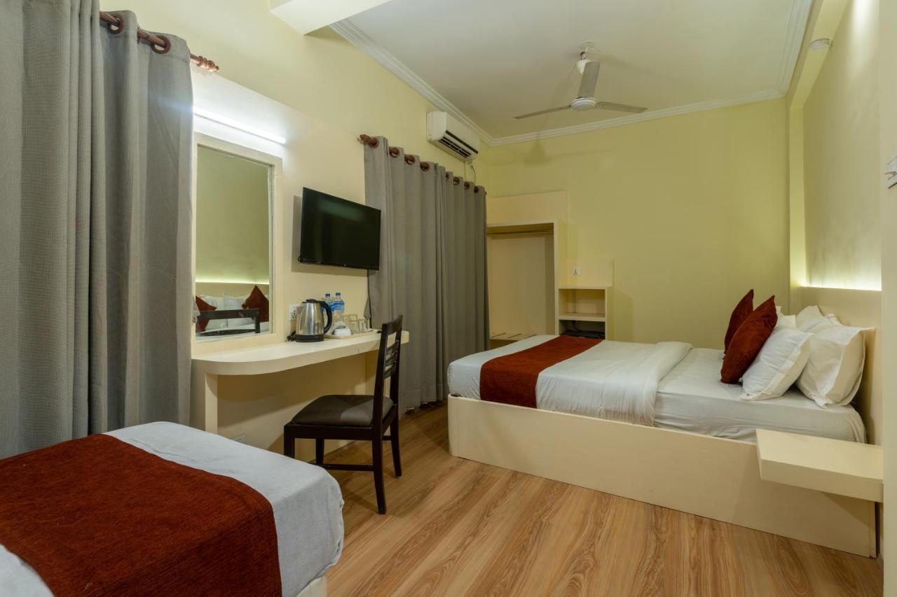 Hotel Peaceland Lumbini Екстериор снимка