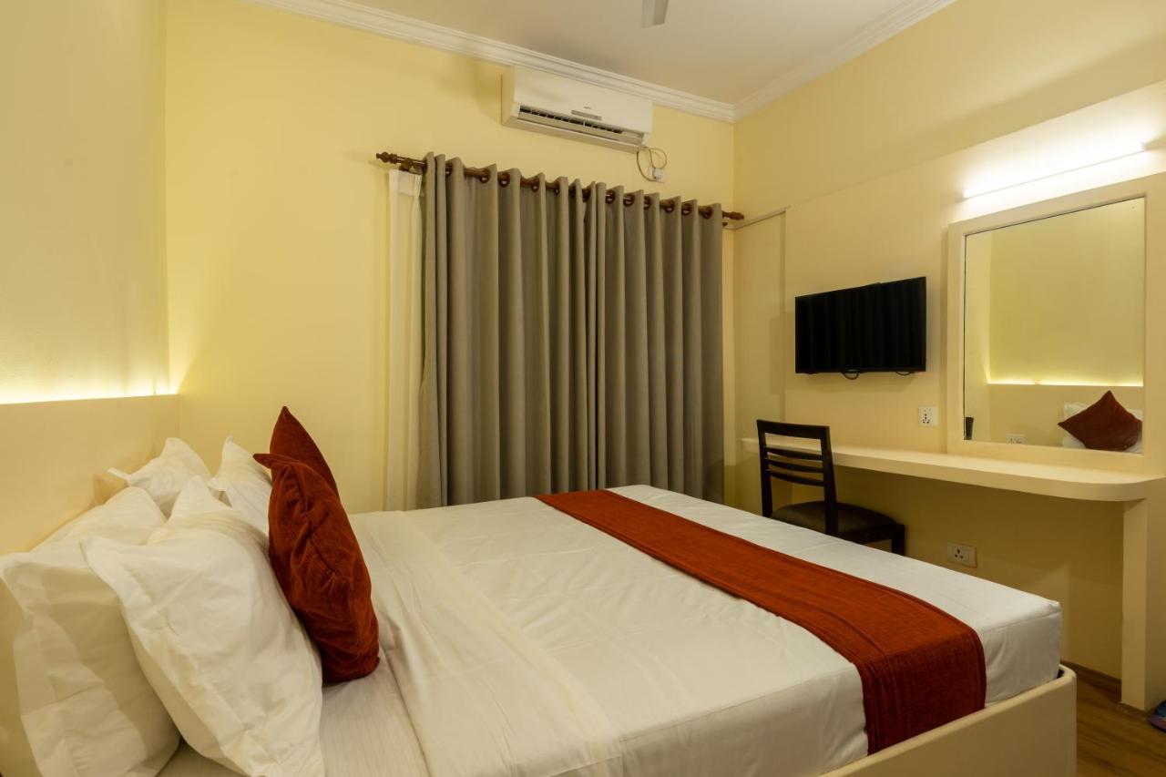 Hotel Peaceland Lumbini Екстериор снимка