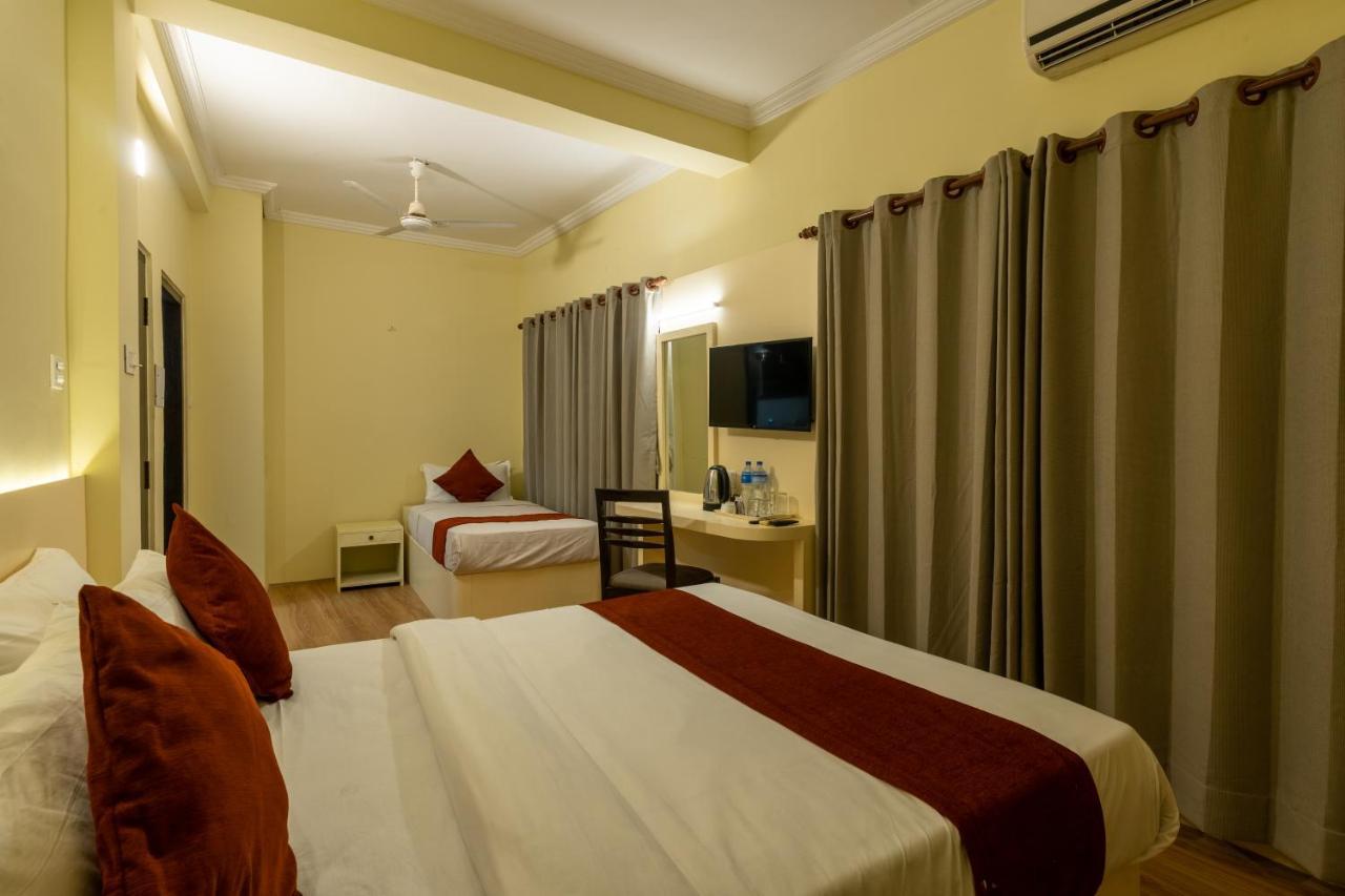 Hotel Peaceland Lumbini Екстериор снимка