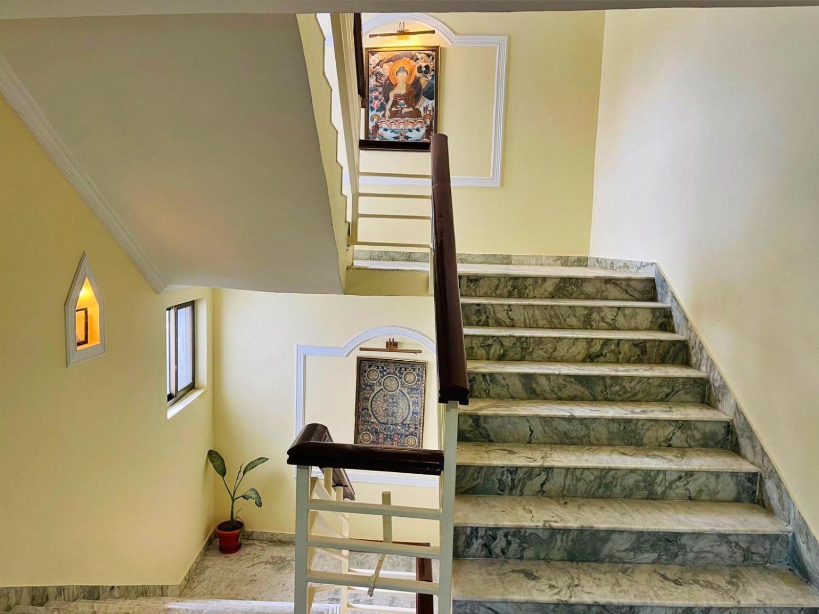Hotel Peaceland Lumbini Екстериор снимка