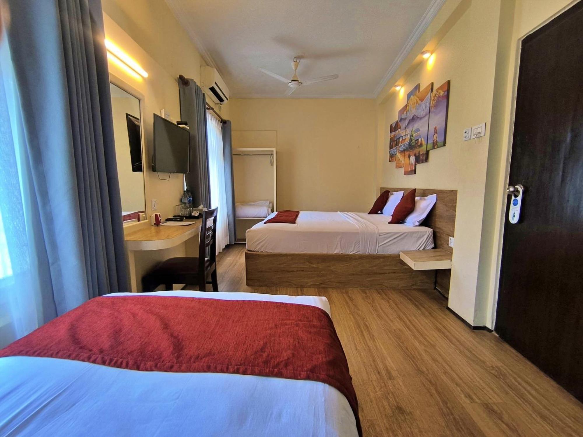 Hotel Peaceland Lumbini Екстериор снимка